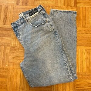 Abercrombie and Fitch Curve Love 90s Straight Jean